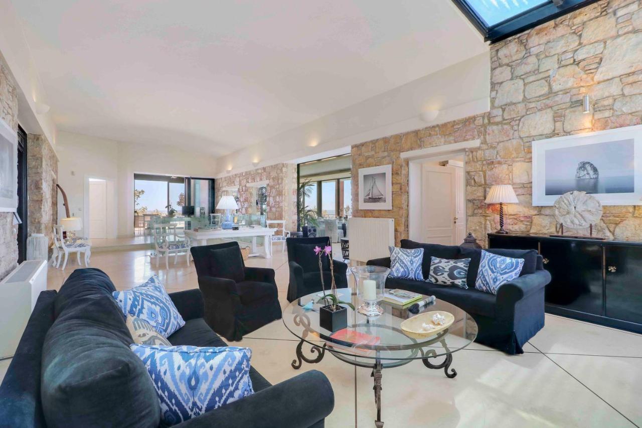 סוניו Black Diamond Beachfront Pool Villa Pasithea In Sounio, Athens מראה חיצוני תמונה