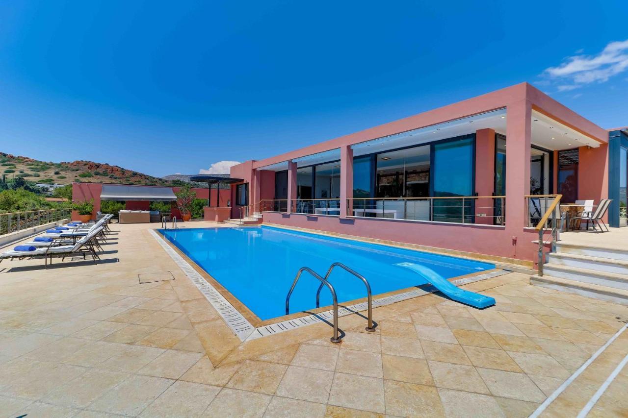 סוניו Black Diamond Beachfront Pool Villa Pasithea In Sounio, Athens מראה חיצוני תמונה