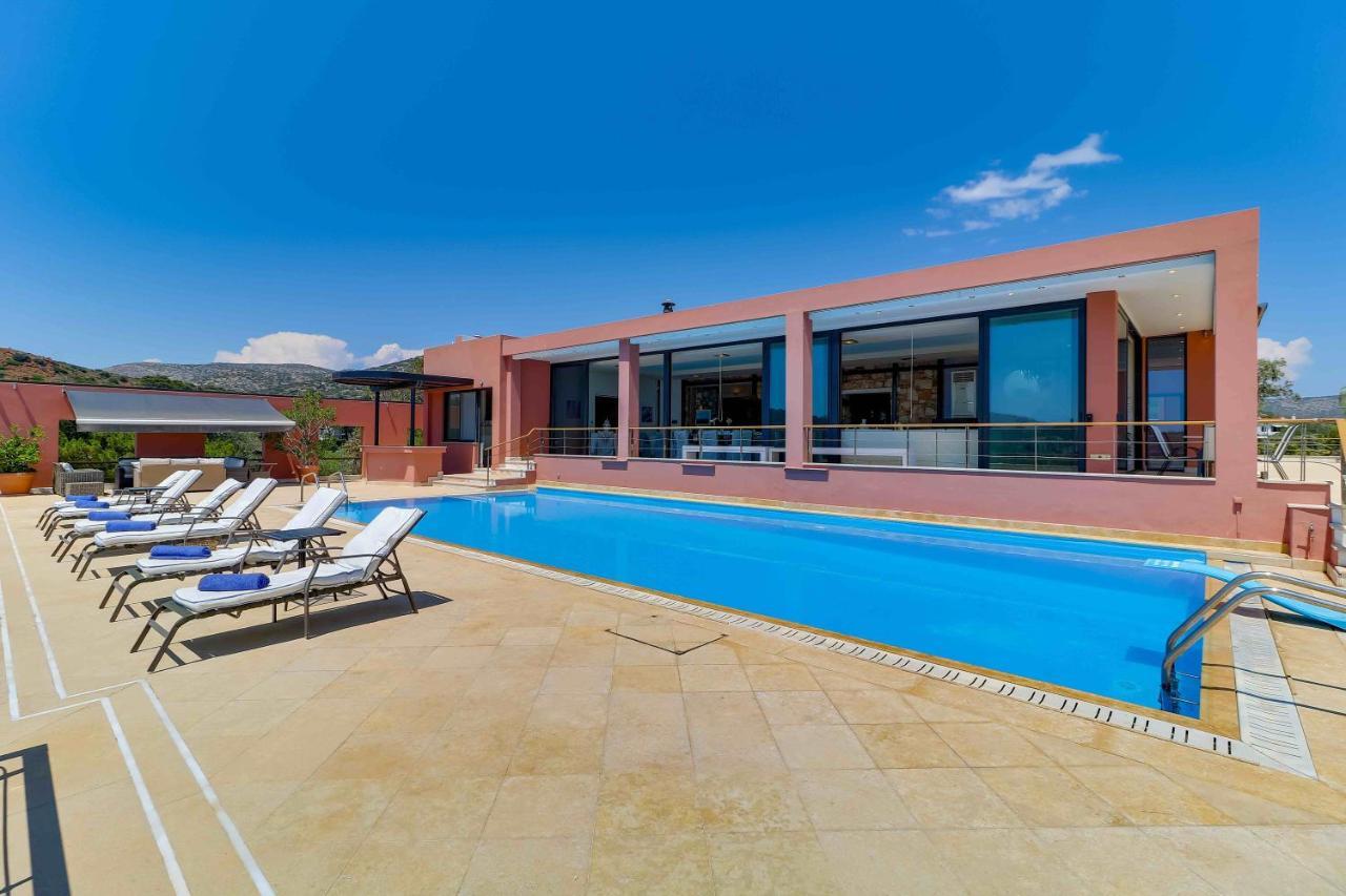 סוניו Black Diamond Beachfront Pool Villa Pasithea In Sounio, Athens מראה חיצוני תמונה