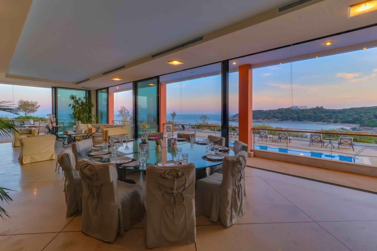 סוניו Black Diamond Beachfront Pool Villa Pasithea In Sounio, Athens מראה חיצוני תמונה