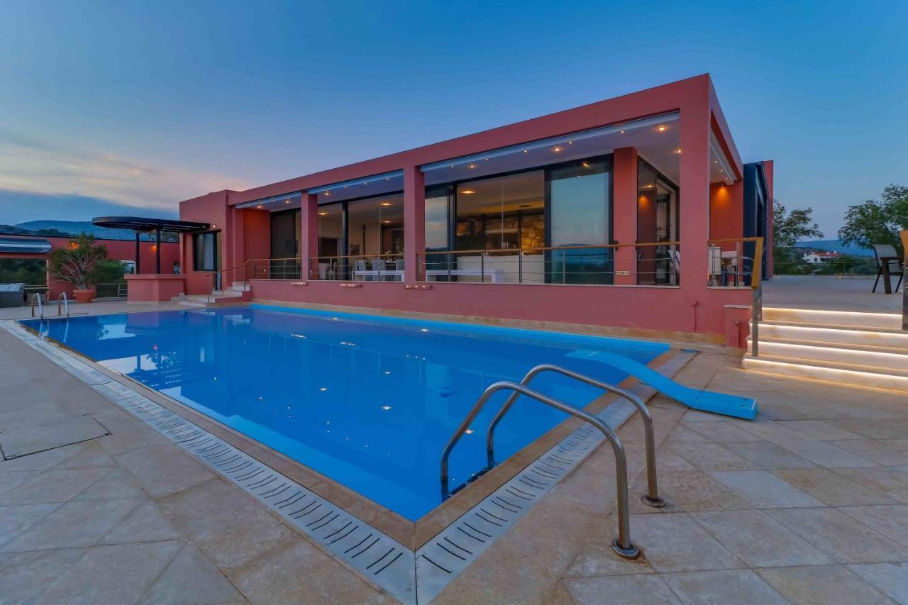 סוניו Black Diamond Beachfront Pool Villa Pasithea In Sounio, Athens מראה חיצוני תמונה