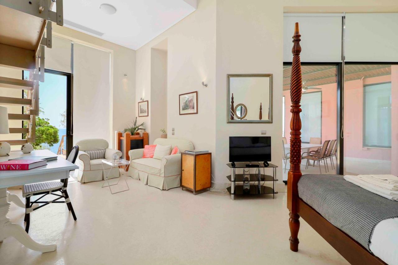 סוניו Black Diamond Beachfront Pool Villa Pasithea In Sounio, Athens מראה חיצוני תמונה