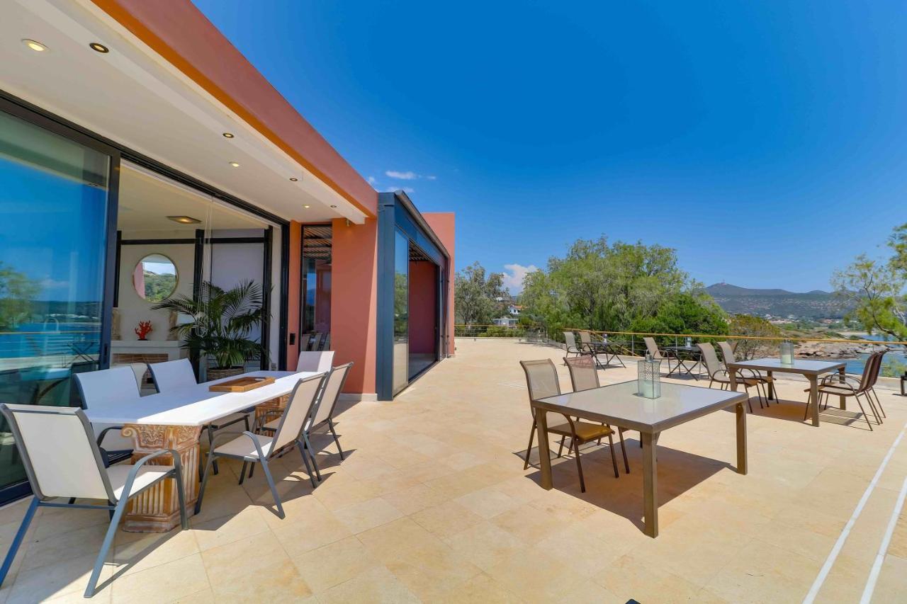 סוניו Black Diamond Beachfront Pool Villa Pasithea In Sounio, Athens מראה חיצוני תמונה