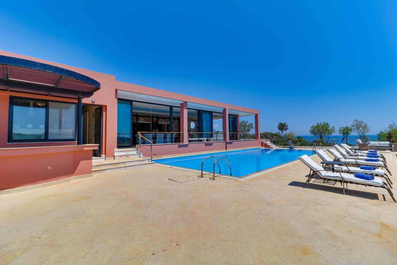 סוניו Black Diamond Beachfront Pool Villa Pasithea In Sounio, Athens מראה חיצוני תמונה